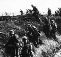 Sturmtruppen im Angriff